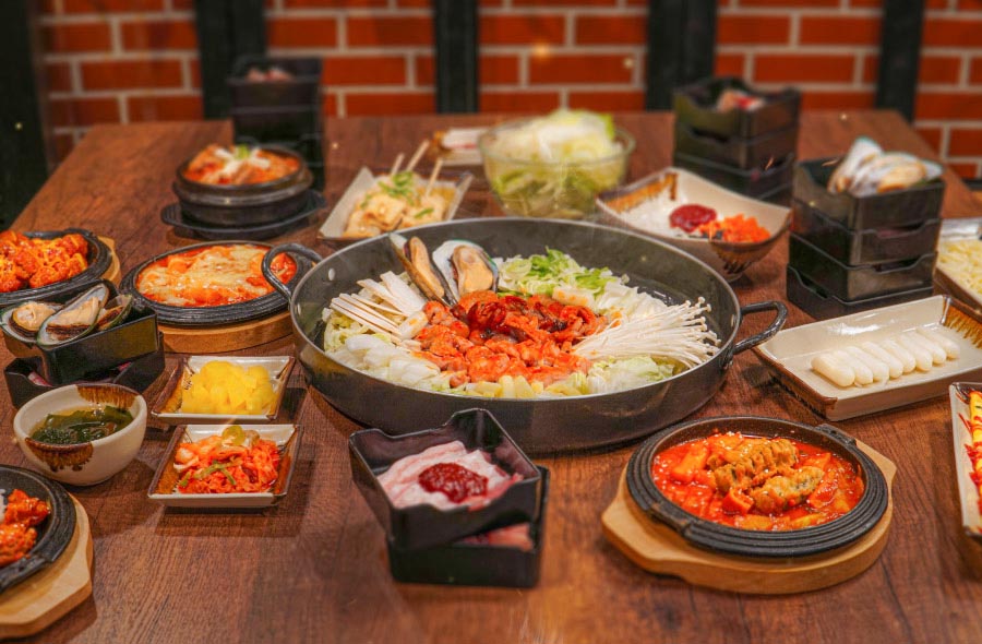 รับส่วนลด 10%* เมื่อทานอาหารที่ร้าน DAK GALBI