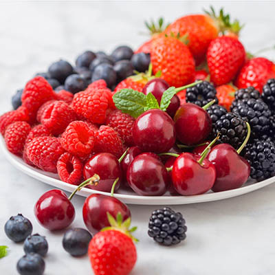 ผลไม้ตระกูลเบอร์รี่เป็นผลไม้ลดความอ้วนที่อุดมไปด้วยคุณค่าทางโภชนาการ