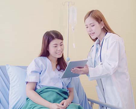 ผู้หญิงพบแพทย์อย่างสบายใจ ไม่กังวลกับข้อกำหนด Co-payment