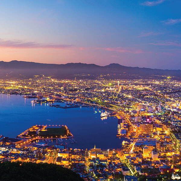 จุดชมวิวภูเขาฮาโกดาเตะเป็นที่เที่ยวฮอกไกโด ที่ได้รับการจัดอันดับ 1 ใน 3 ว่าเป็นจุดชมวิวสวยที่สุดในญี่ปุ่น
