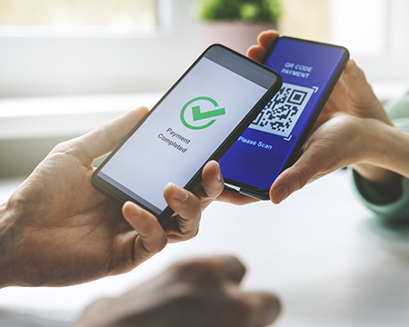 การสแกน QR Code เป็นการแสดงให้เห็นถึงการก้าวไปสู่สังคมไร้เงินสด