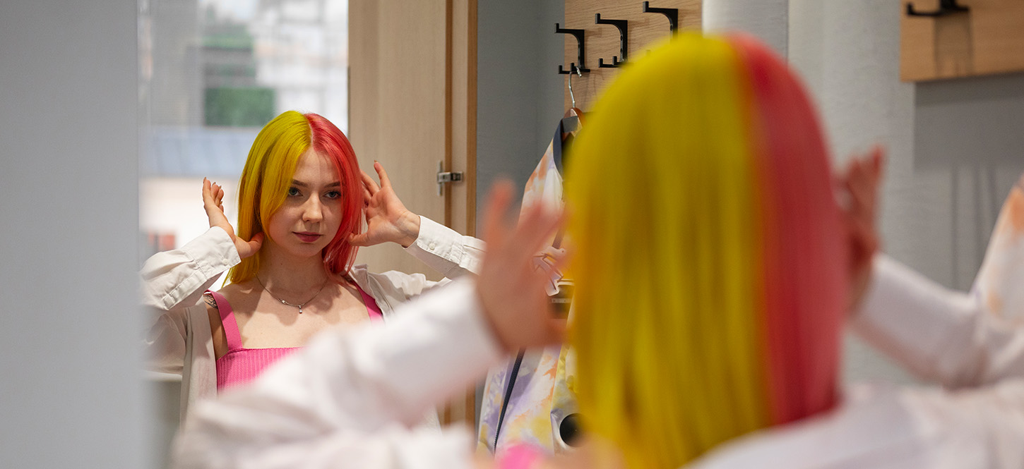 ทำสีผมด้วยเทคนิค Split Dyed แบบสายฝอ